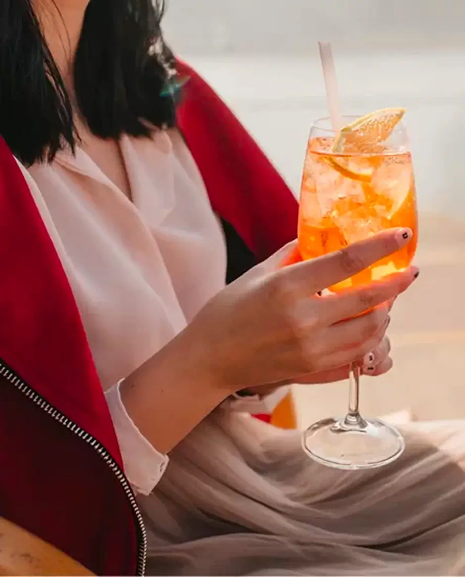 Serita Beach Restaurant & bars