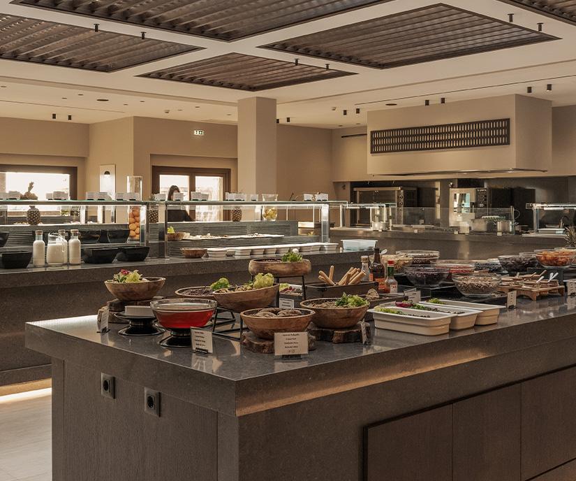 oya-beach-resort-restaurant-meraki-restaurant-buffet-counter-display-27